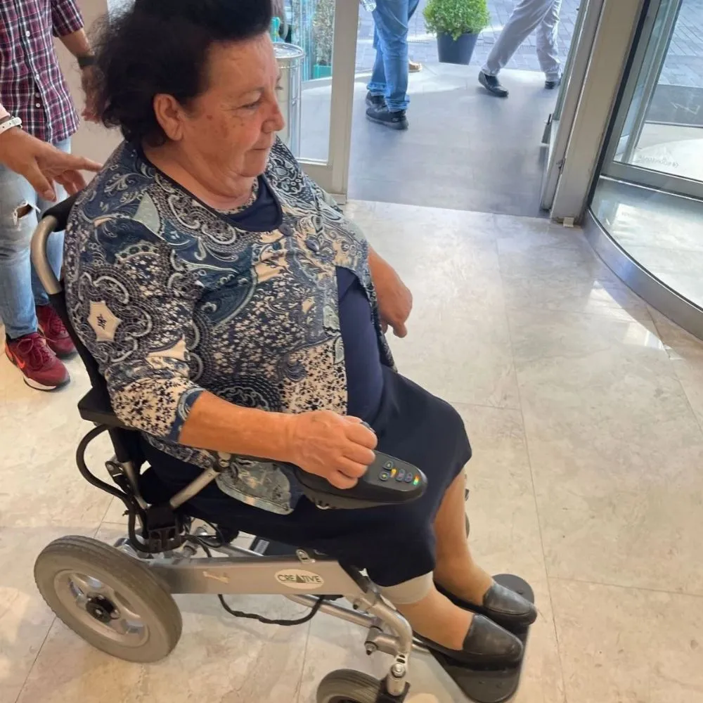 Happy customer of Istanbul Wheelchair Rental, photo 11