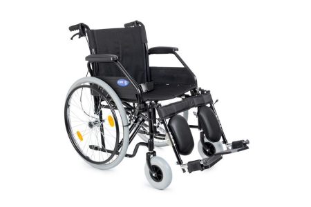 Manual wheelchair with remaining leg